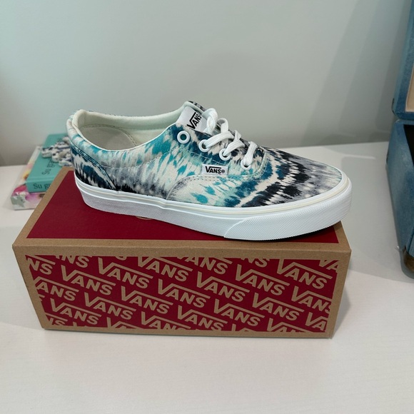 Brand New Doheny Vans - Picture 3 of 5